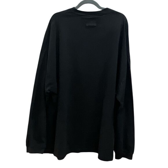Fear of God Essential Oversized Long Sleeve Tee in Jet Black Size L - Picture 4 of 4